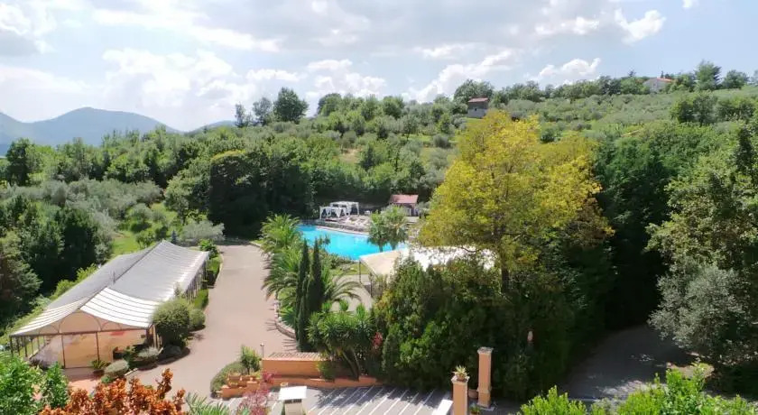 Resort Il Maniero dei Cesari