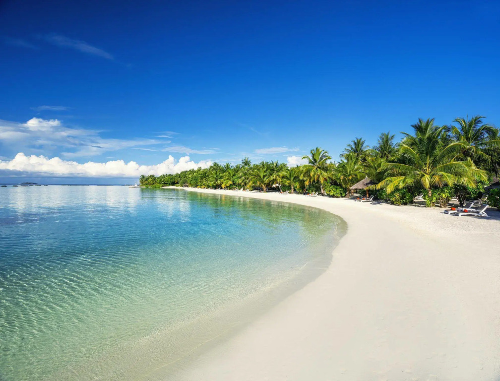 Sheraton Maldives Full Moon Resort & Spa