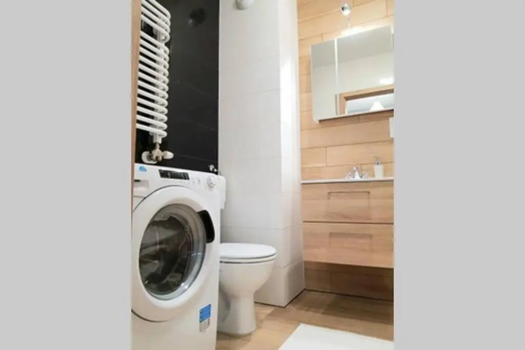 Cozy modern Apartment ASTORIA MAGIC ORANGE OLD TOWN
