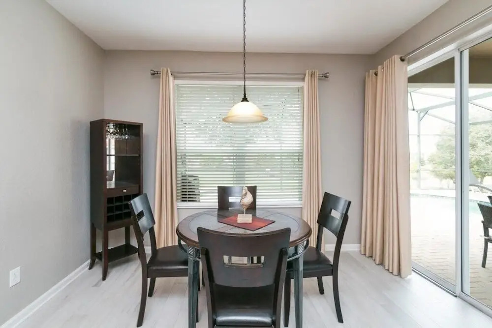 4 Bed / 4 Bath Villa on Windsor Hills Home