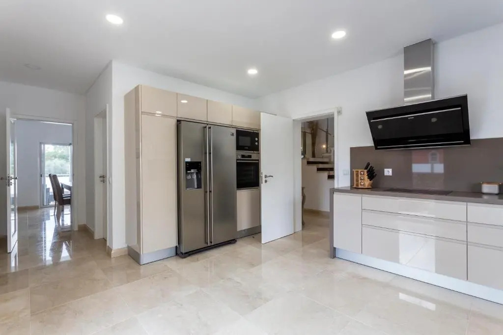 Luxury Vau Beach Villa with Private Heated Pool
