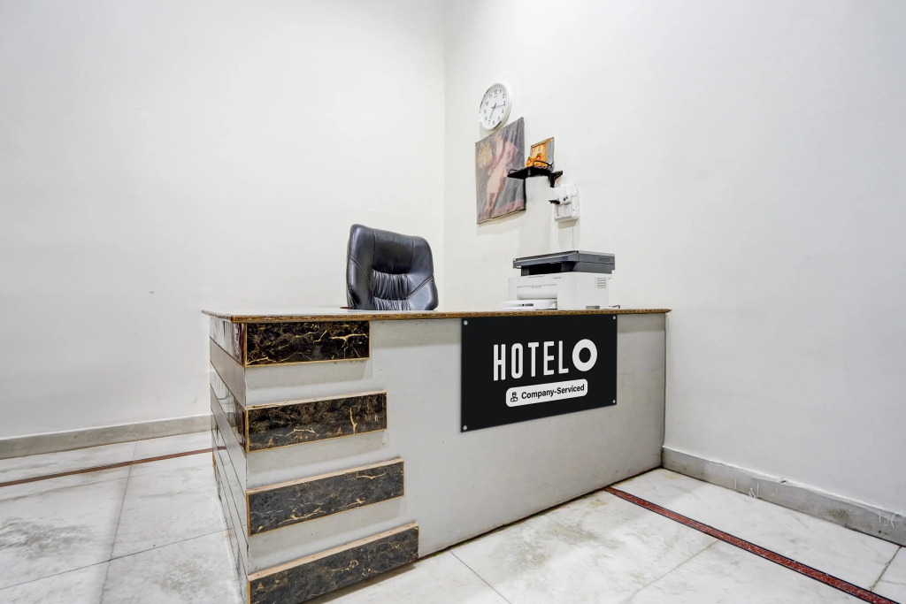 Hotel O Mathura Central Railway Junction Formerly Bhagwati Palace