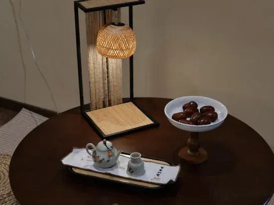 Dali Azhen and Ayue Homestay (Erhai Longkan Branch)
