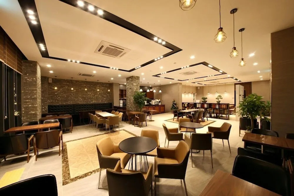 Gimpo Assem Hotel