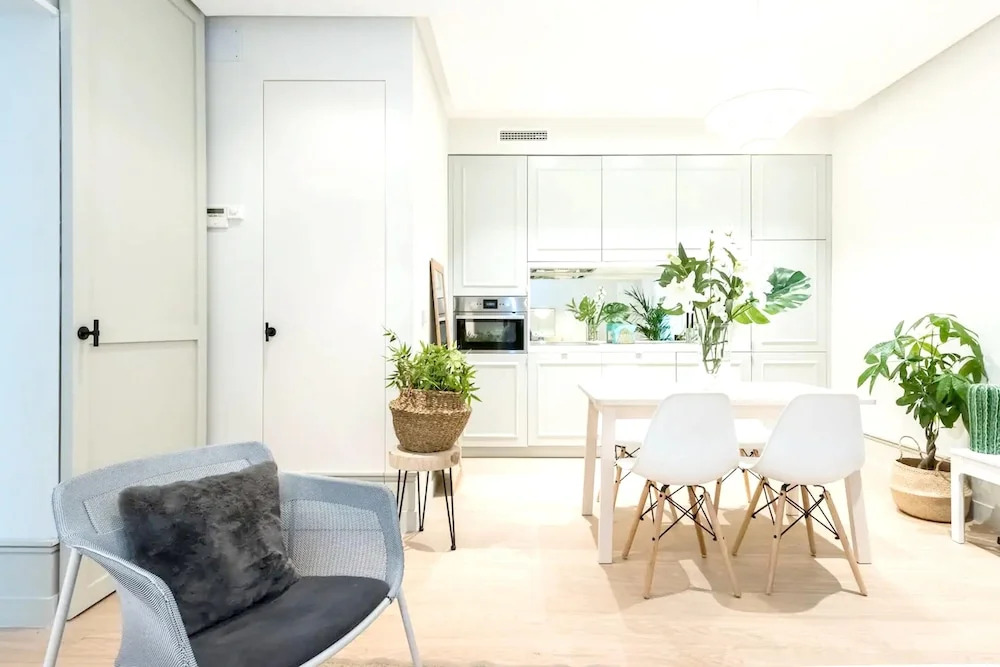 Apartment with One Bedroom in Madrid, with Wifi