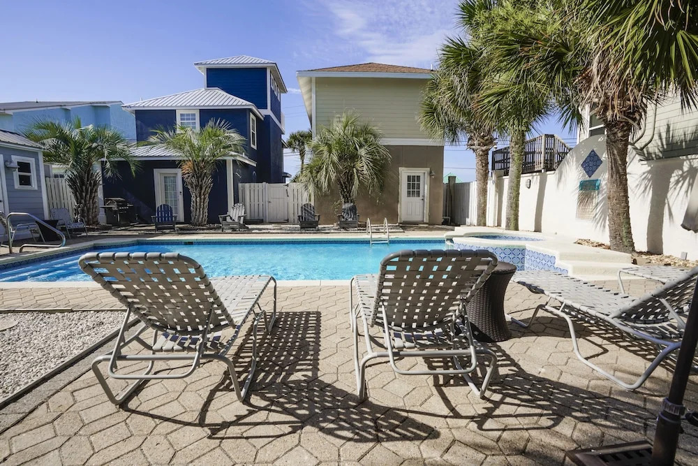 Beach House – Anchors Away by Panhandle Getaways