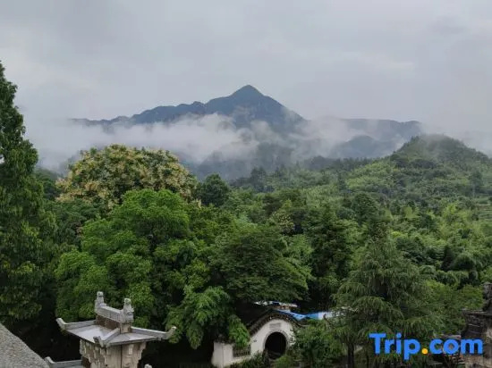 Xunmeng Huizhou Inn