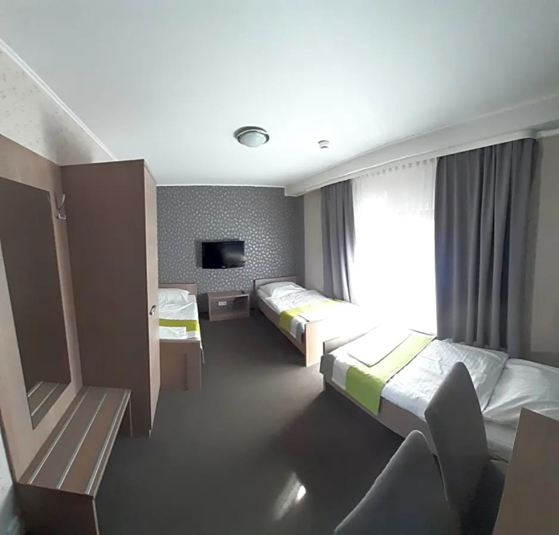 Restauracja i Noclegi Pod Kasztanami