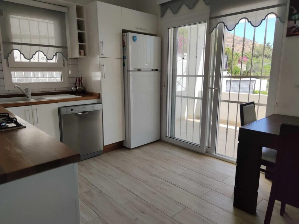 Flat 600 m to Beach with Sea View in Bodrum