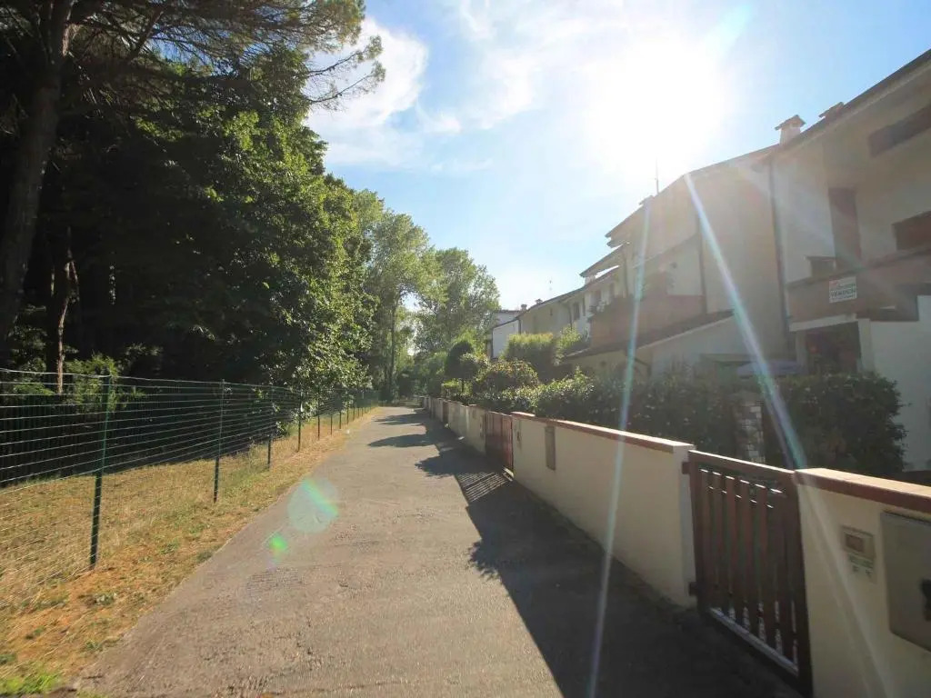Apartment in Eraclea Mare 40811