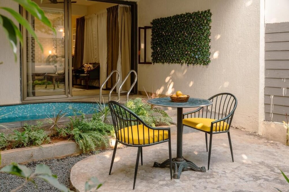 Parkwood Exotica Resort - Alibaug