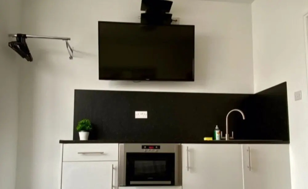 Hillcrest Studio Apartments