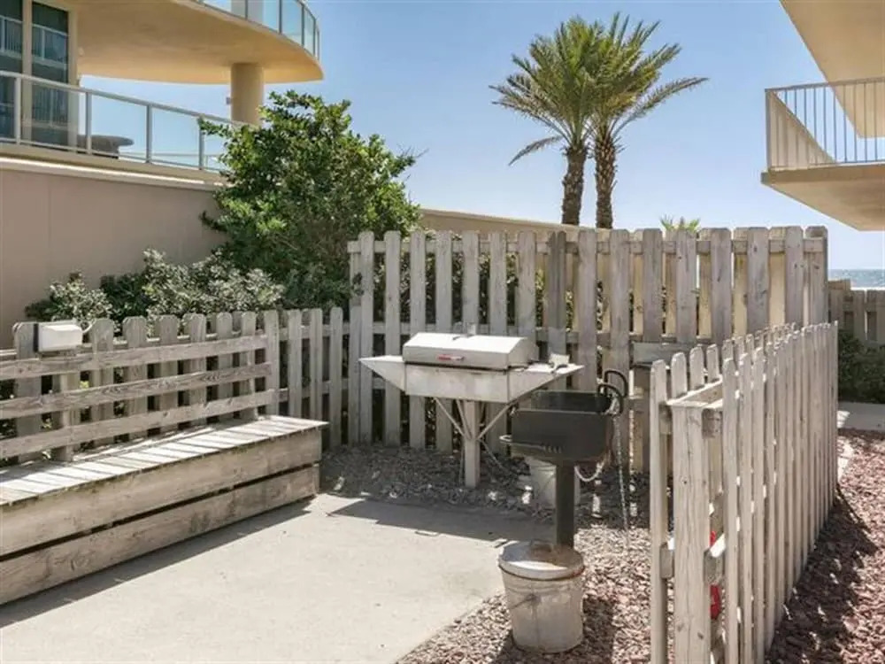 Summer House 203A