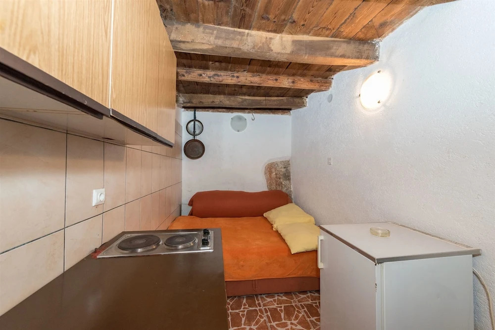 House Ivaneza