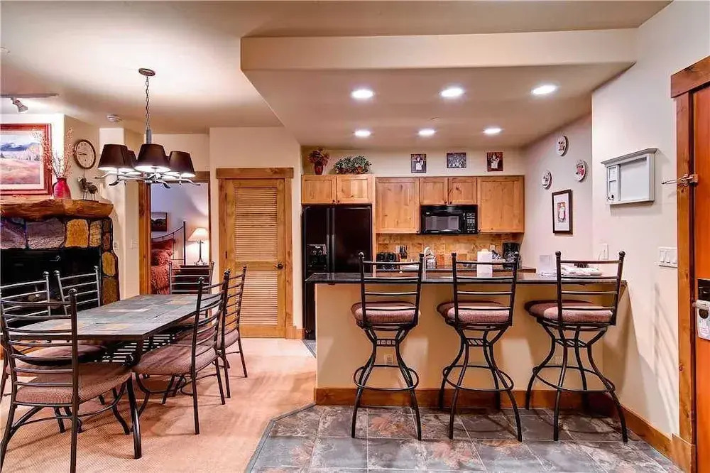 3206 Champagne Lodge, Trappeur's Crossing Apartment 2