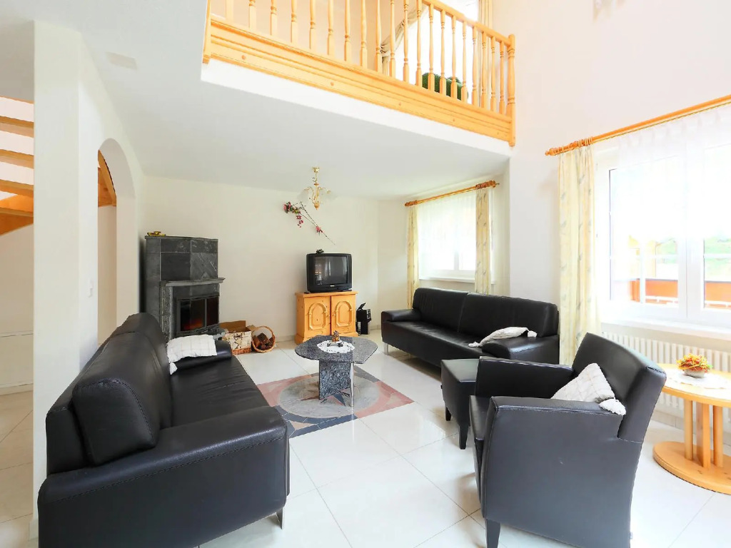Linda - Four Bedroom