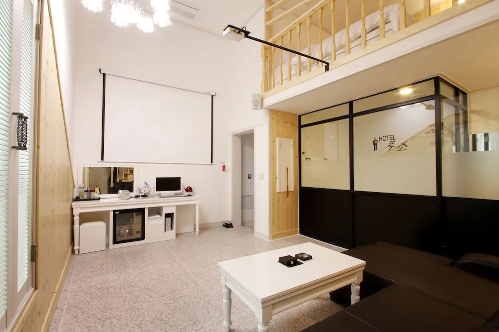 Russo Hotel
