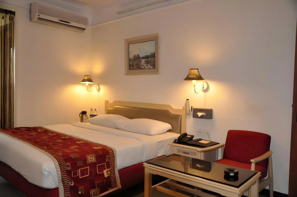 Hotel Sovereign