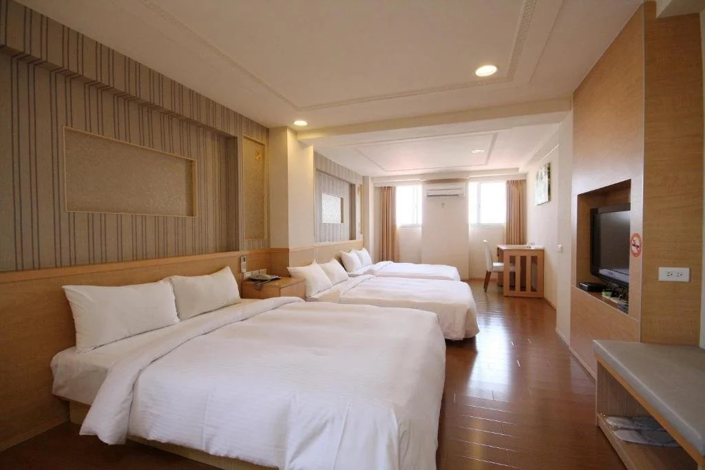 Sky 1 Hotel