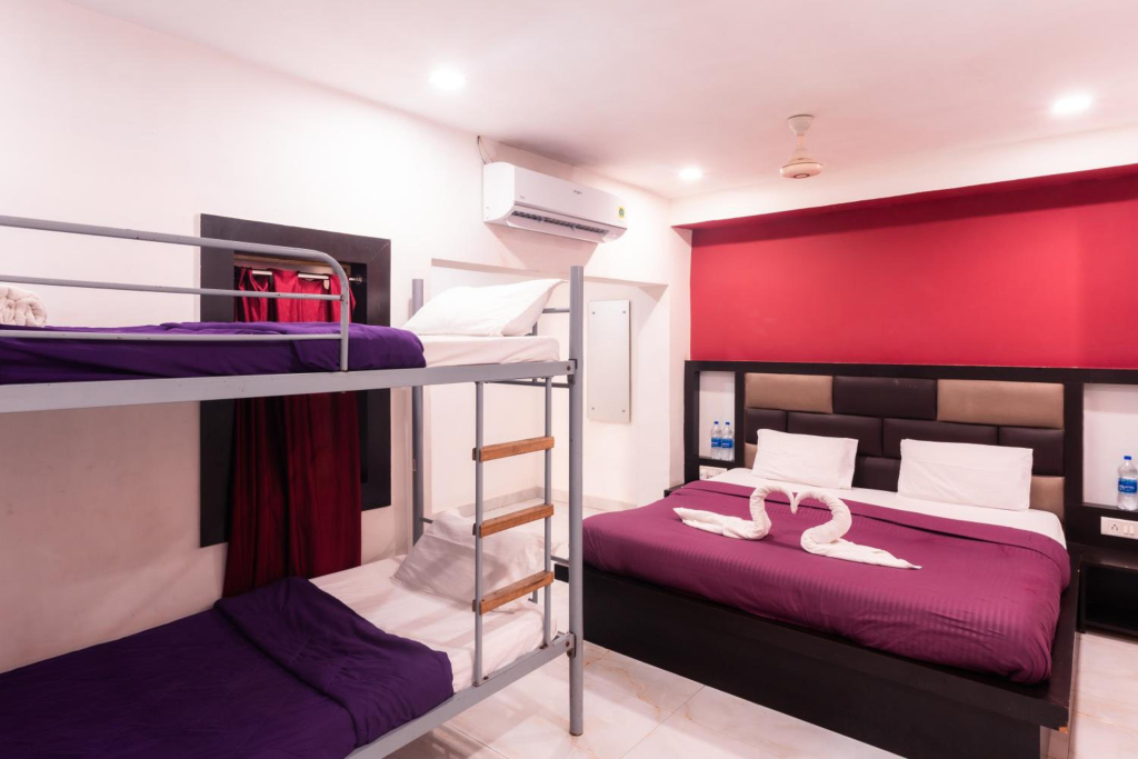 Joeys Hostel Agra - 200m from Taj Mahal