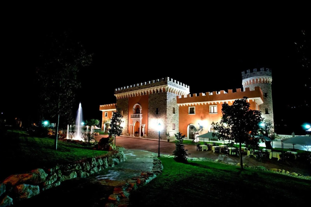 Hotel Castello Torre in Pietra