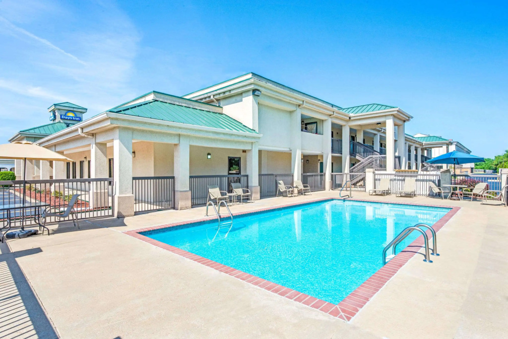 Days Inn - Covington