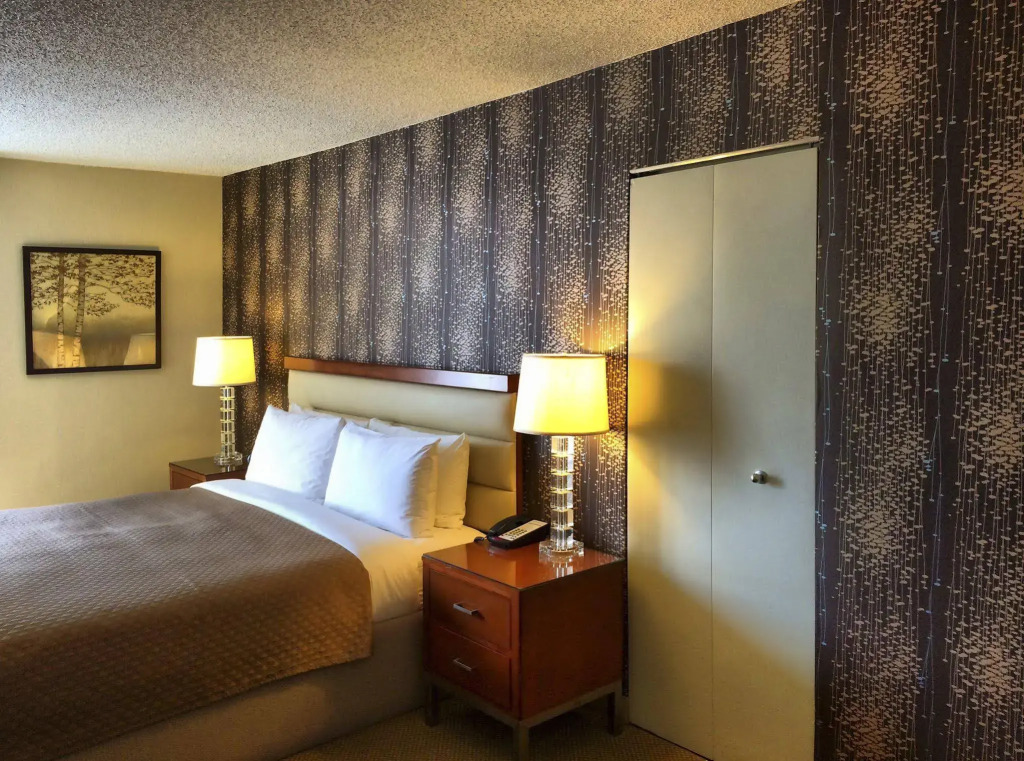 Georgetown Suites
