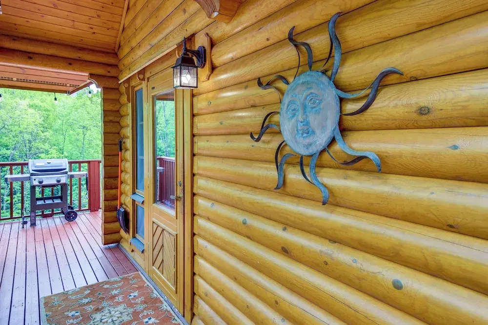 Upscale Mtn-View Smokies Cabin: Hot Tub & Fire Pit