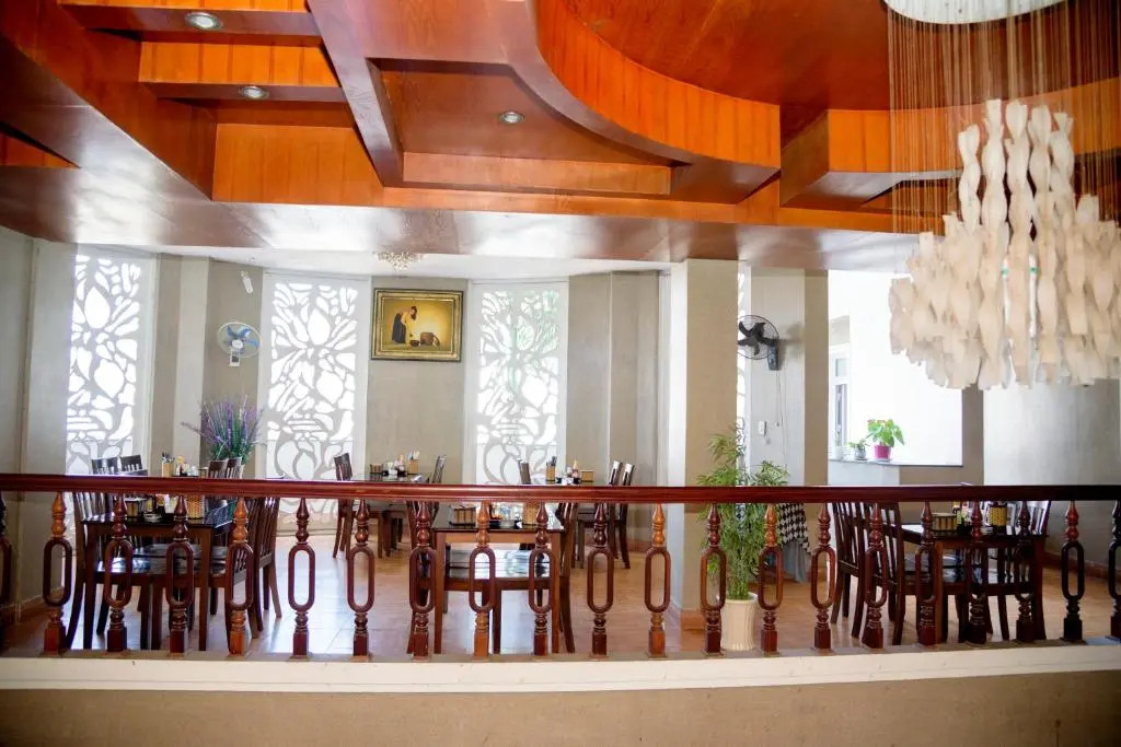 Ha Trinh Hotel