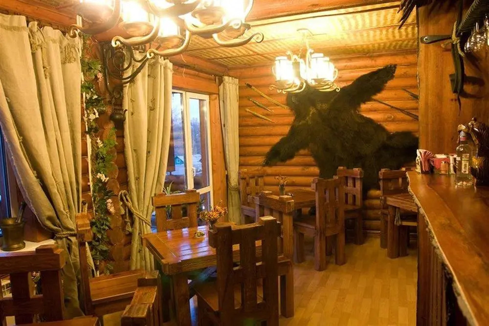 Петров Двор