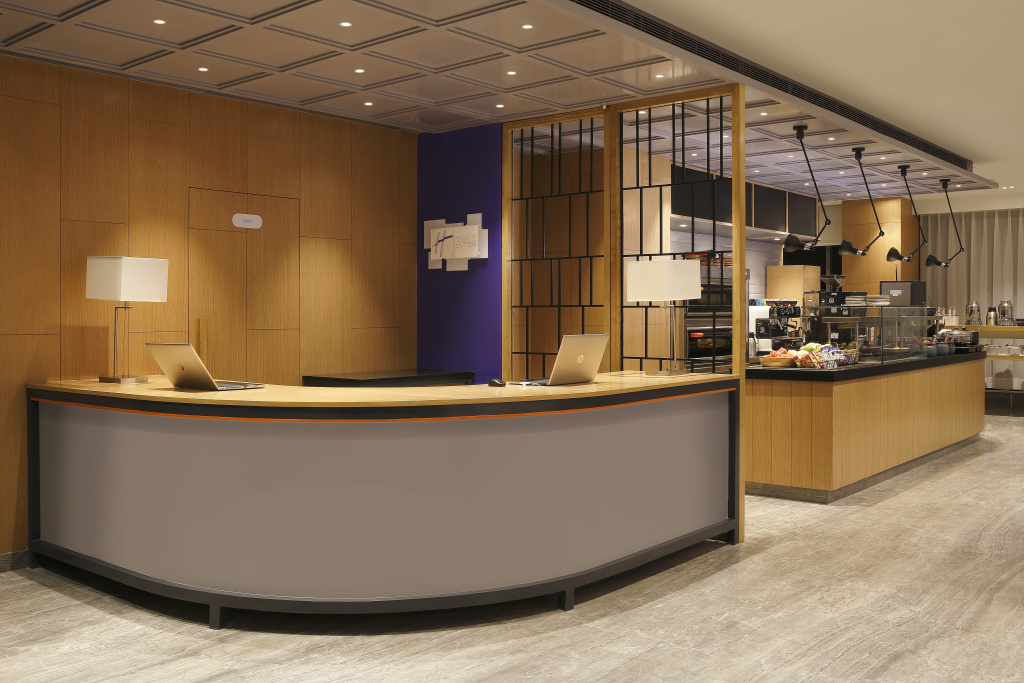 Holiday Inn Express Hyderabad Banjara Hills by IHG