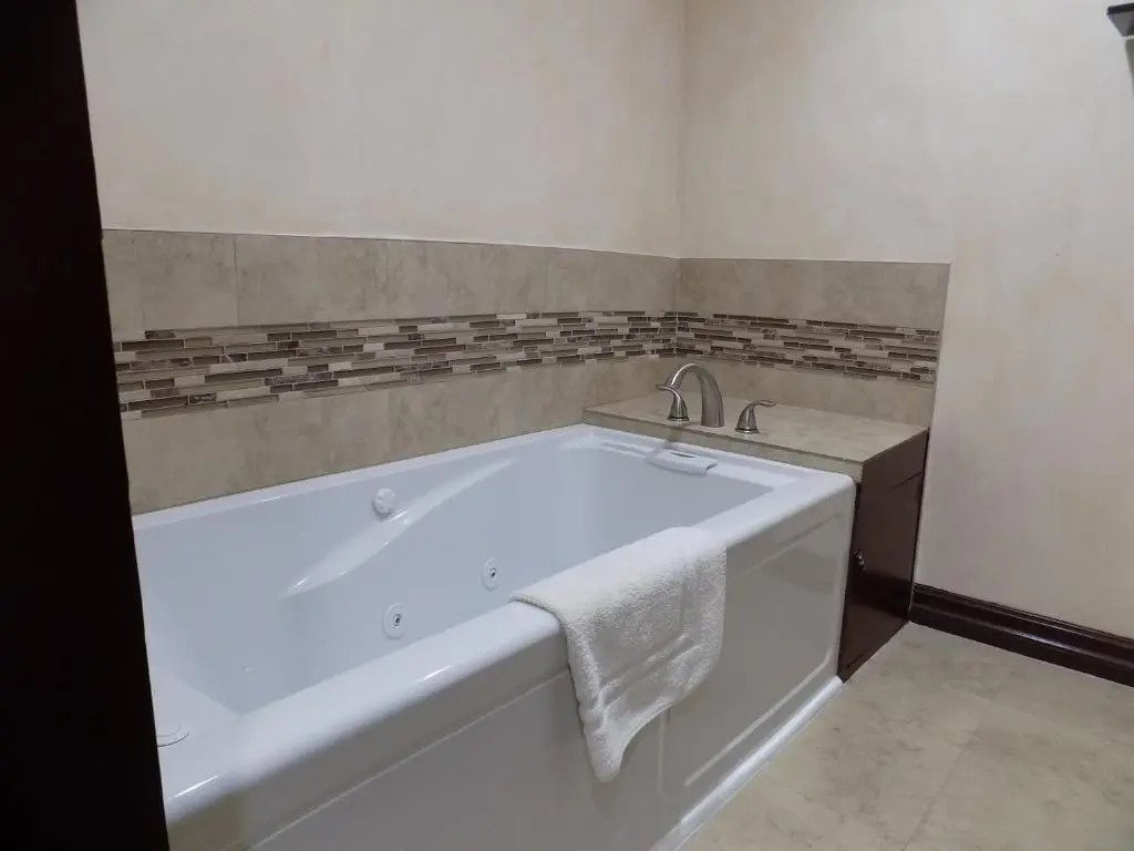 Nite Inn at Universal City - Walking Distance to Universal Studios Hollywood