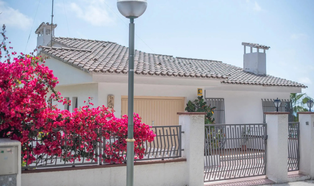 TH128 Villa playa La Mora
