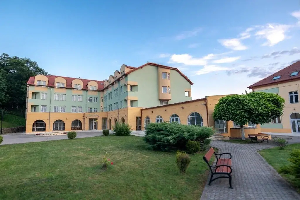 HELIOS