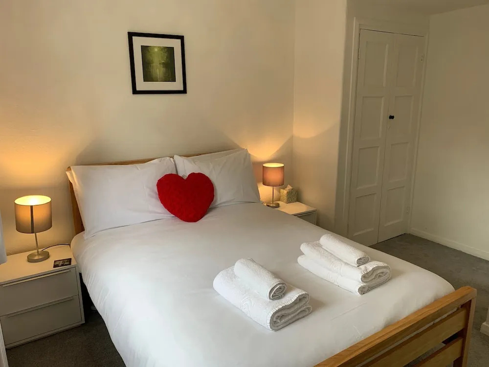 Cosy 1 Bedroom Apartment in the Heart of Wimbledon