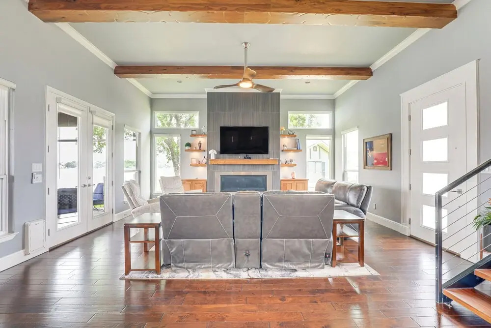 Gorgeous Granbury Lake House with Hot Tub and Dock!