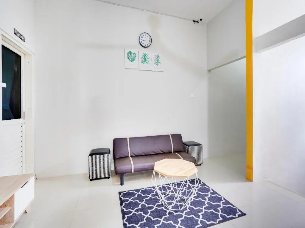 OYO 3705 Orchid Family Residence