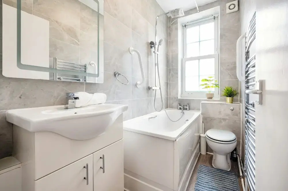 Modern London stay near Nothing Hill