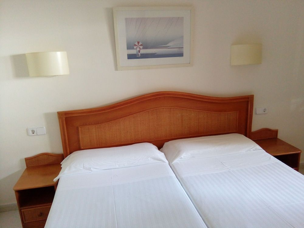 Apartamentos Aromar