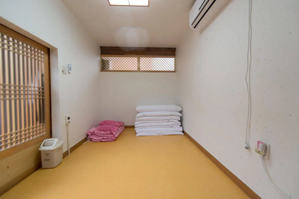 Empathy Hanok