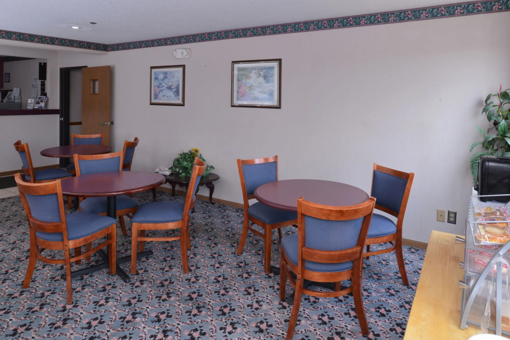 Americas Best Value Inn-Wenona