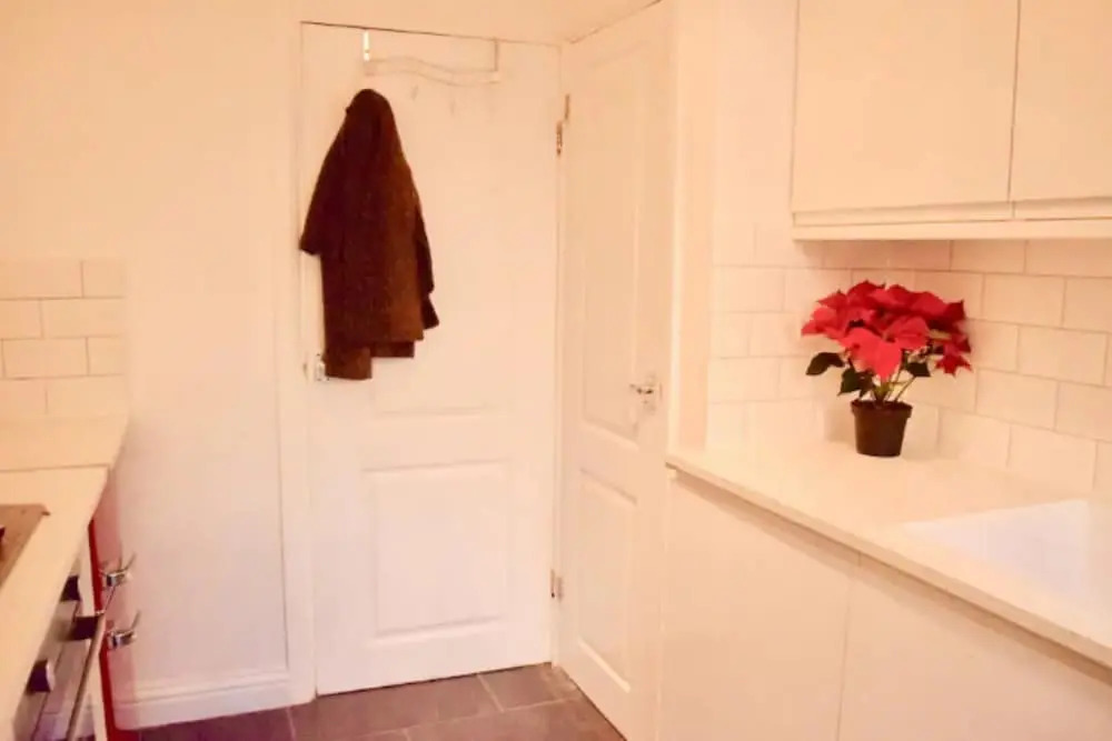 Spacious 3 Bedroom Flat Near Vibrant Camberwell