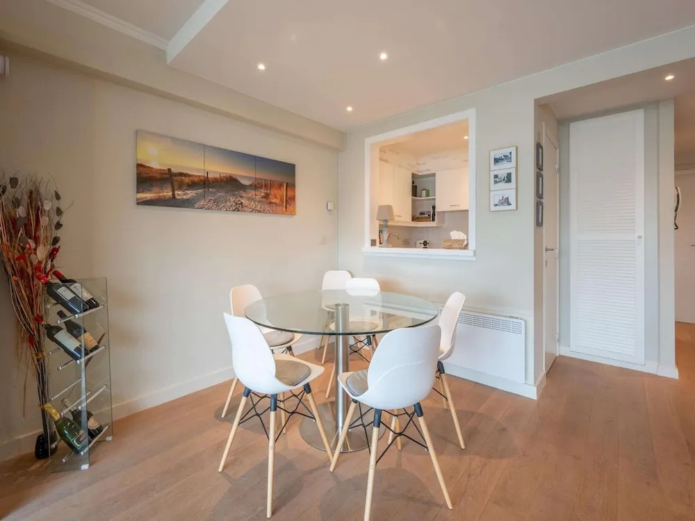 Apartment in Duinbergen Near Sailing School