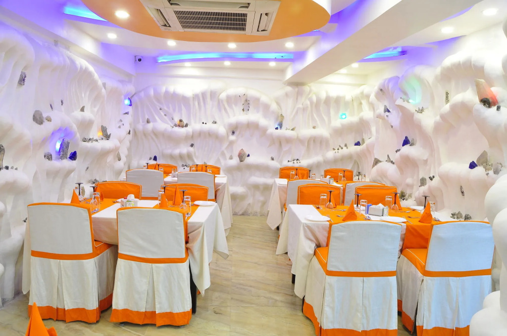 Royal Penguin Boutique Hotel & Spa