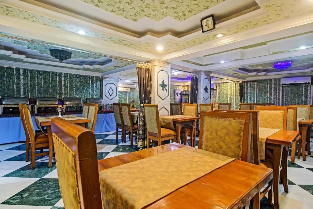 OYO Townhouse 92944 Hotel Pan Asia International