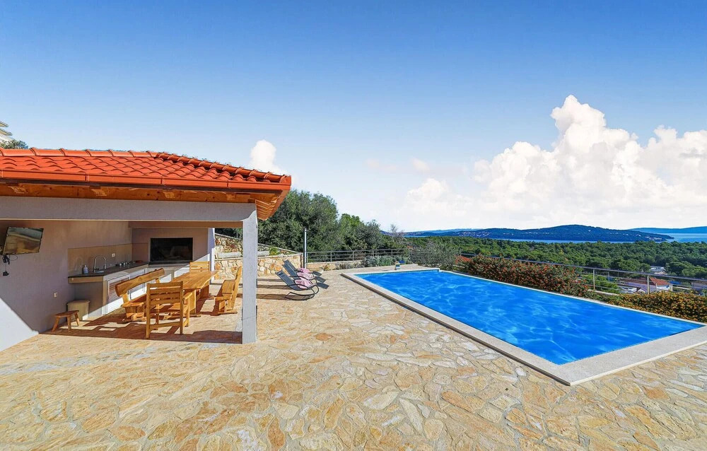 Stunning Home in Seget Vranjica with Outdoor Swimming Pool, Hot Tub & 4 Bedrooms