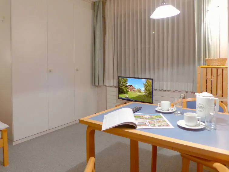 Apartment Suzanne Nr- 21 by Interhome