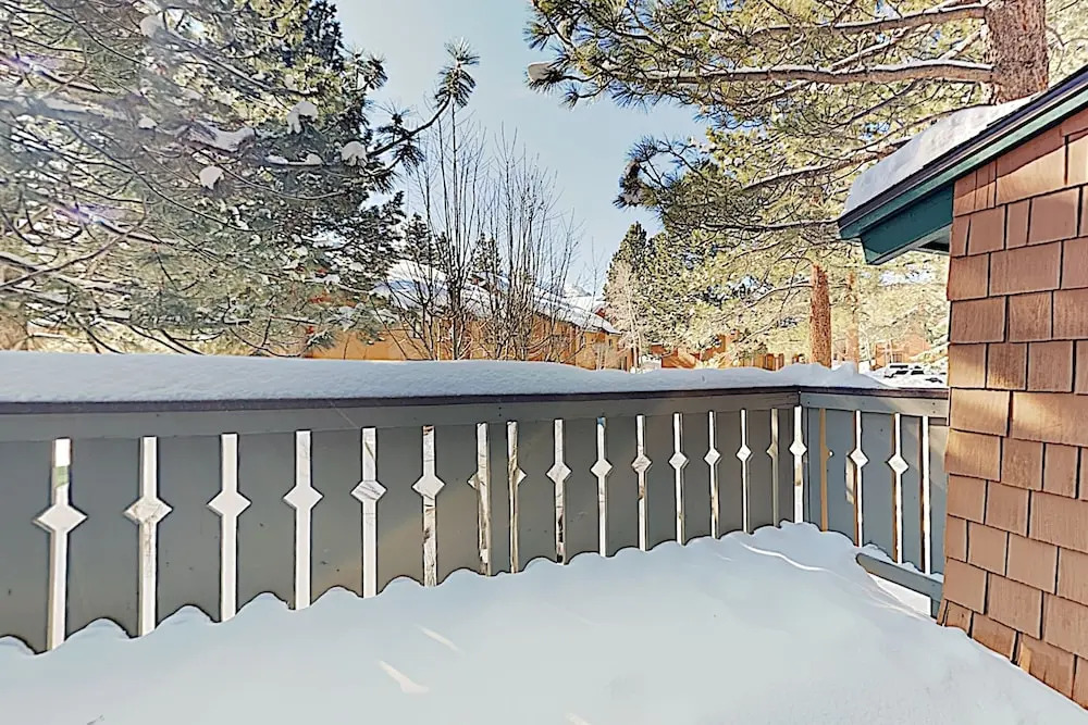 Chateau Sans Nom #11 W/ Indoor Pool, Spa & Sauna 4 Bedroom Condo