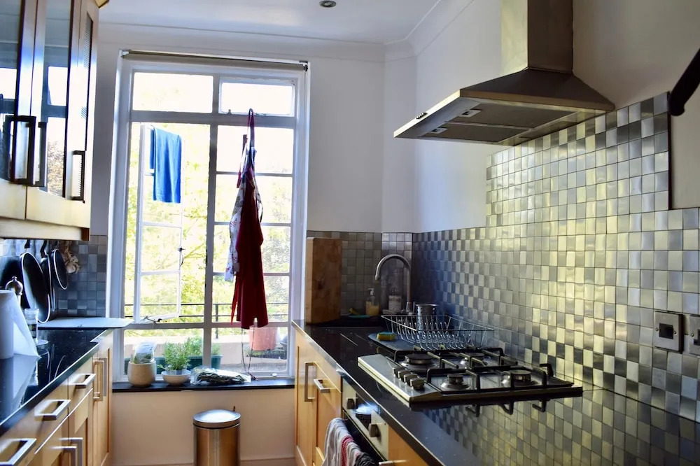 2 Bedroom Apartment in Belsize Park