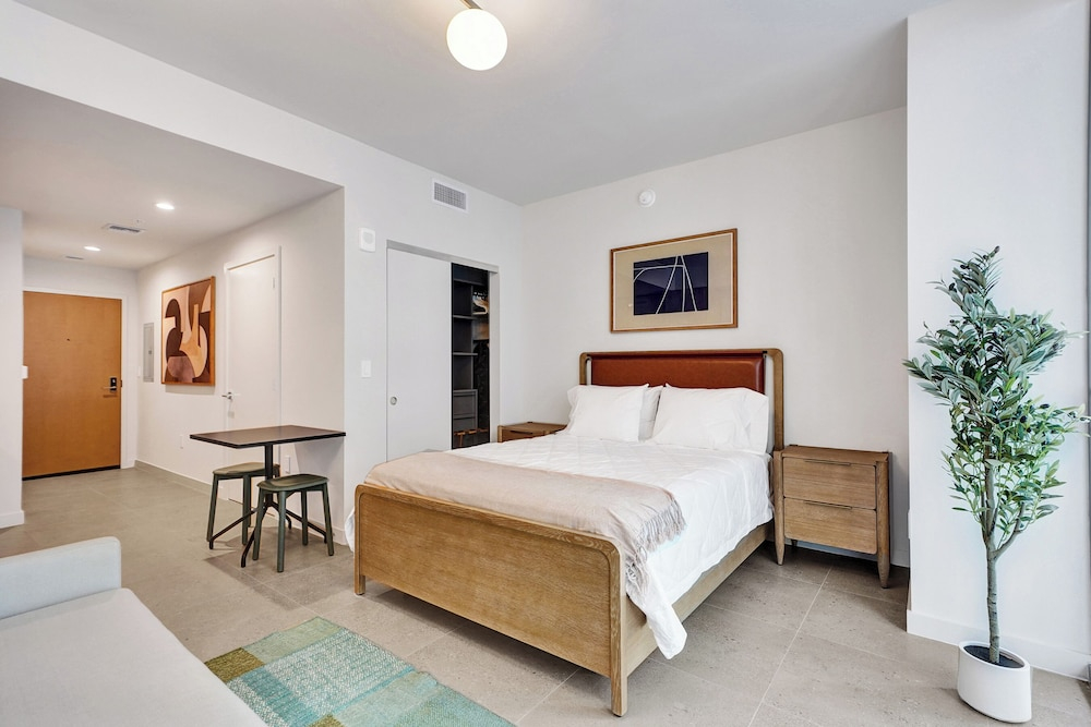 Chic 2Br Floor 18 Heart of Downtown Miami